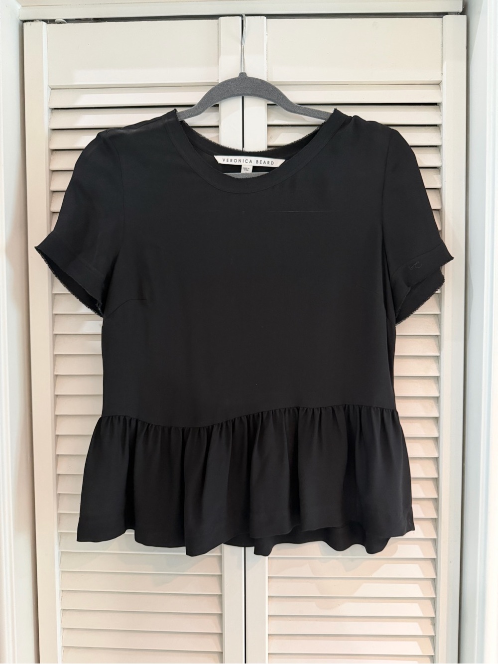 Veronica Beard Black Ruffle Peplum Short Sleeve Blouse